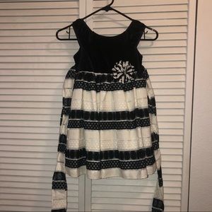 Girl’s Holiday Dress Size 5